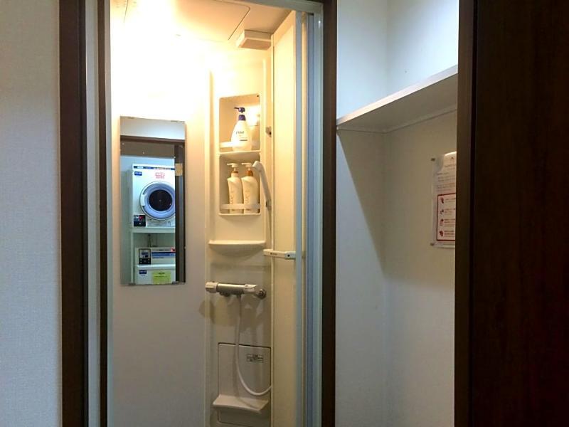 Az Hostel Ōsaka Eksteriør bilde
